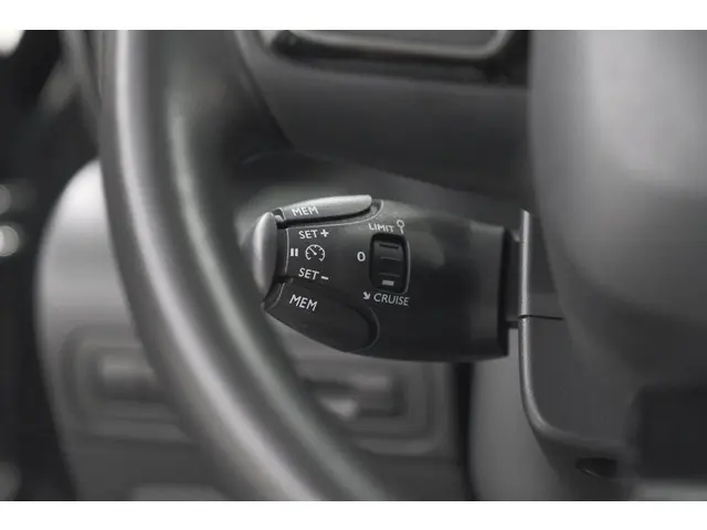 Citroën C3 Aircross PureTech 110 S&S Feel 2017 Benzine 35