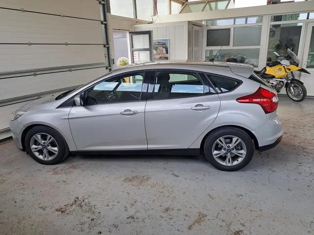 Ford Focus 1.0 EcoBoost Edition 2014 Benzine 8