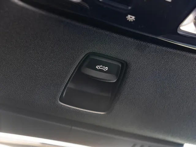 MINI Cabrio C 2025 Benzine 31