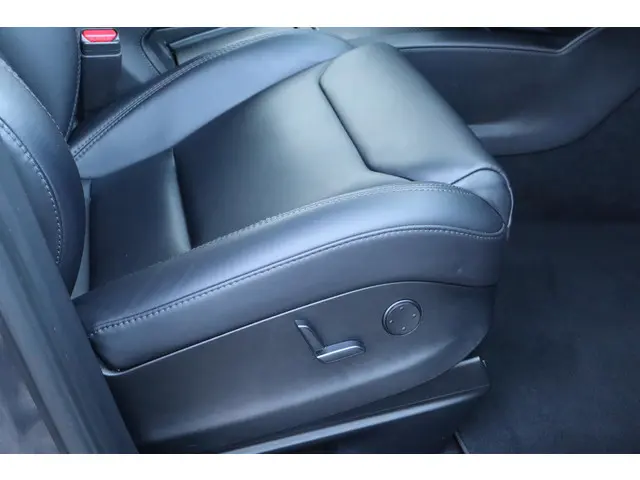 Tesla Model X 75D Base 6p. 2018 Elektrisch 15