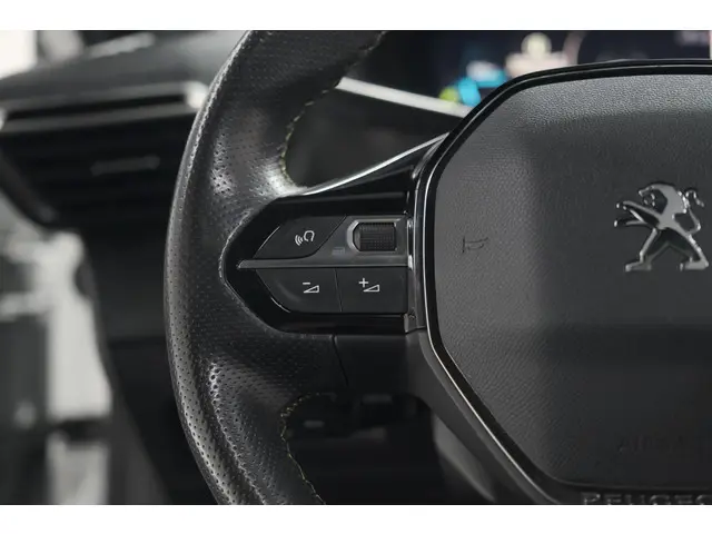 Peugeot e-2008 EV GT Pack 50 kWh 2021 Elektrisch 36
