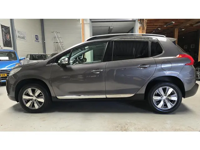 Peugeot 2008 1.2 PureTech Allure 2015 Benzine 8