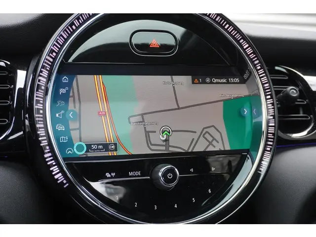 MINI 5-Deurs Cooper 2022 Benzine 14