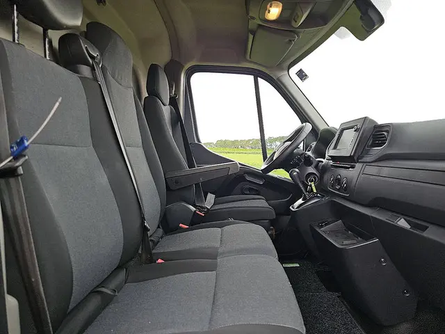 Renault Master 2.3 2020 Diesel 7
