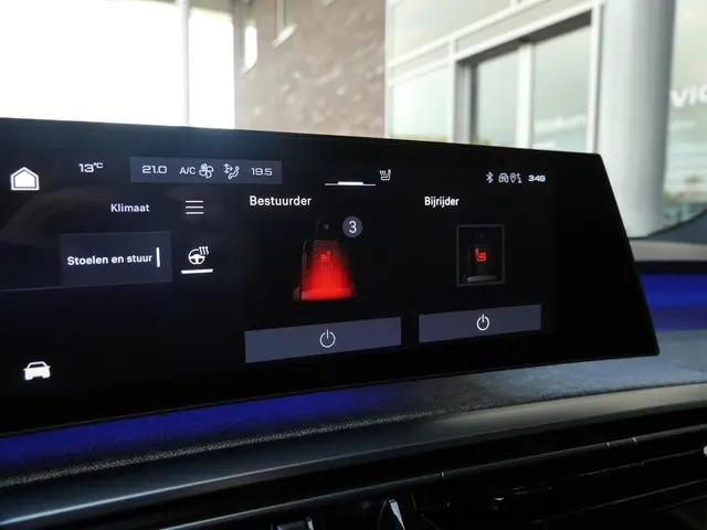 Peugeot 3008 1.2 Hybrid 136 GT 2024 Hybride Benzine 26