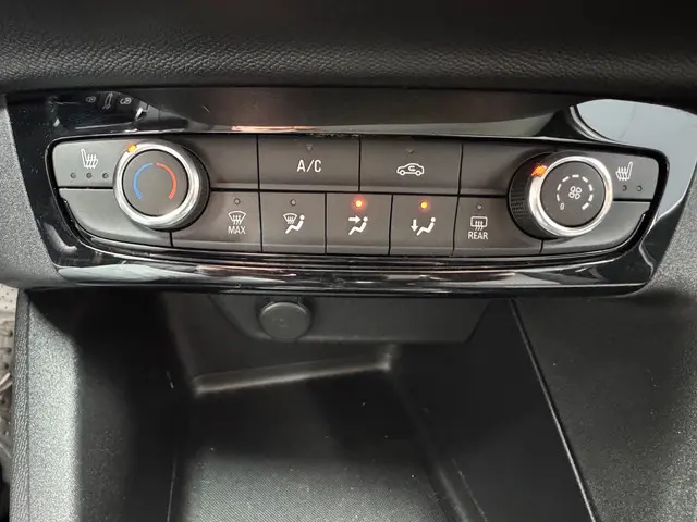 Opel Corsa 1.2 Facelift /Pdc 2022 Benzine 14