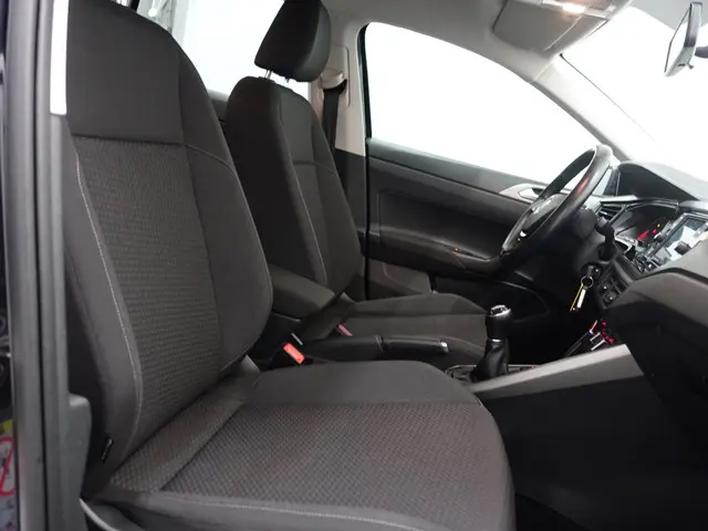 Volkswagen Polo 1.6 TDI Highline- 2018 Diesel 3