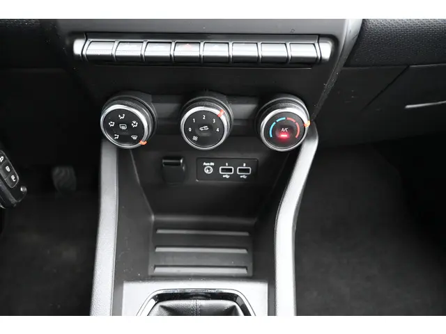 Renault Clio 1.0 TCe Zen 2021 Benzine 23