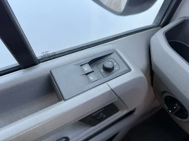 MAN TGE 3.140 2.0 TDI 2023 Diesel 21