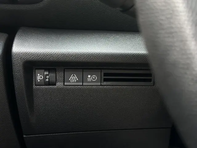 Citroën ë-C4 Live 50 kWh 2022 Elektrisch 32