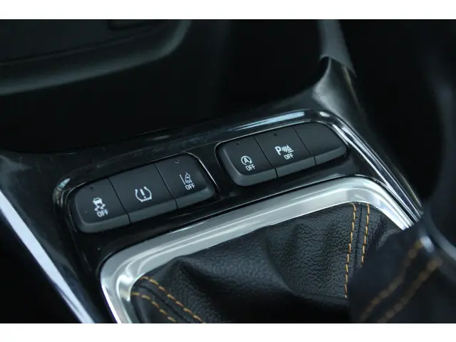 Opel Crossland X 1.2 Turbo Innovation 2017 Benzine 22