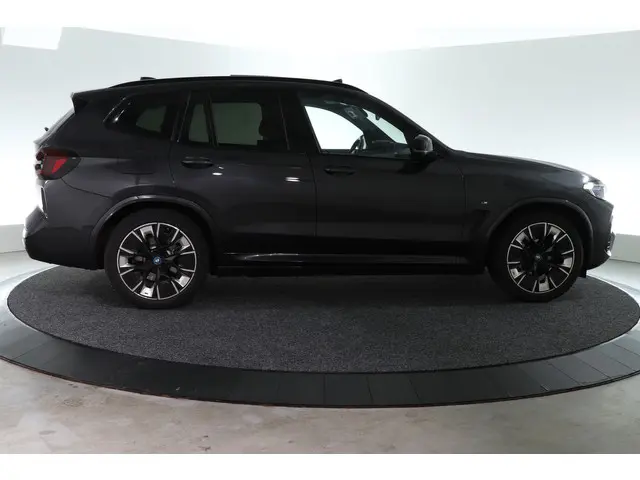 BMW iX3 M-Sport High Executive 80 kWh 2022 Elektrisch 7