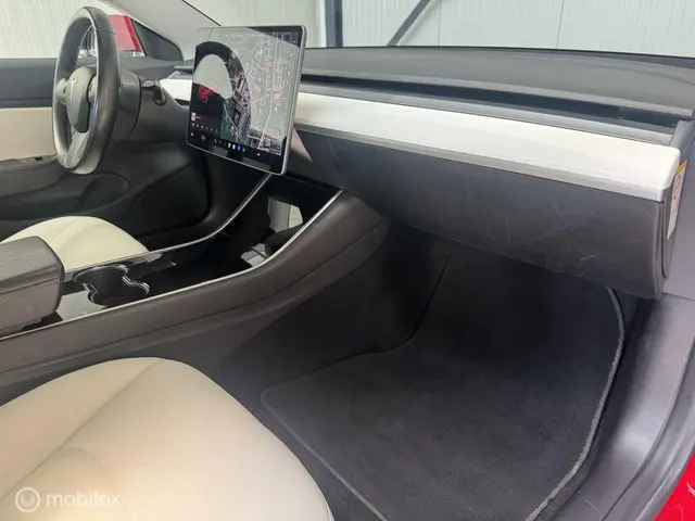 Tesla Model 3 Long Range AWD 75 kWh 2020 Elektrisch 14