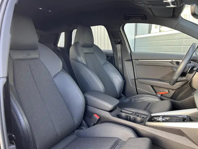Audi A3 Sportback 30 TFSI S edition 2023 Benzine 15