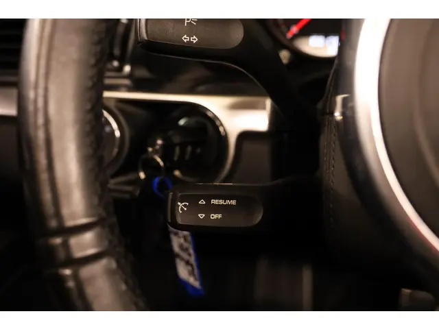 Porsche 911 Cabrio 3.8 Carrera 4S 2014 Benzine 28