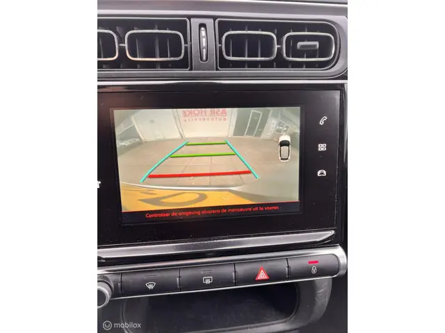 Citroën C3 1.2 PureTech S&S Business 2018 Benzine 24