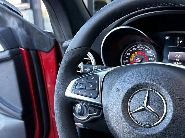 Mercedes-Benz C-Klasse Cabrio 200 AMG 2017 Benzine 10