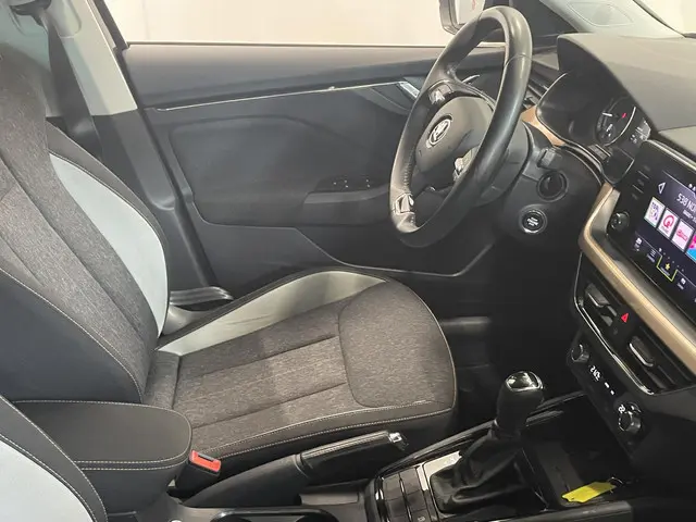 Škoda Kamiq 1.0 TSI 110pk DSG Style 2021 Benzine 13