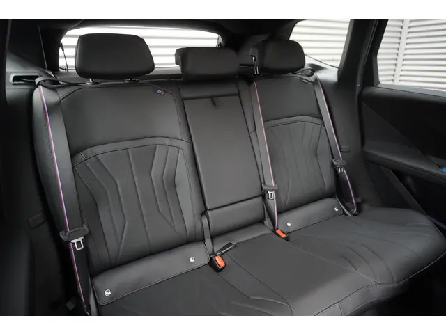 BMW iX3 50 xDrive 2026 Elektrisch 10