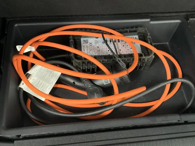 Peugeot 3008 1.6 HYbrid4 300 GT 2022 Hybride Benzine 24