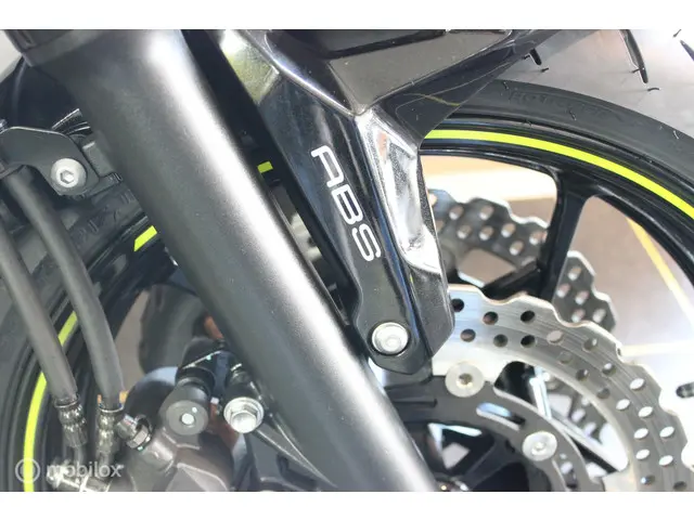 Kawasaki Z650 ABS 2020 Benzine 6