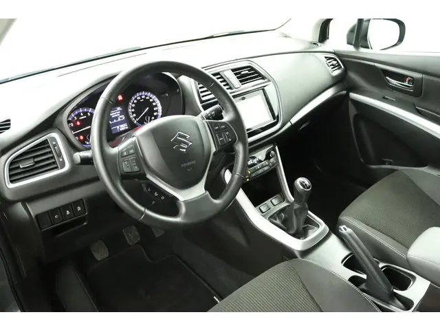 Suzuki S-Cross 1.0 Boosterjet Exclusive 2018 Benzine 56