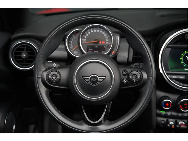 MINI Cooper Cabrio Mini 1.5 Chili 2018 Benzine 30