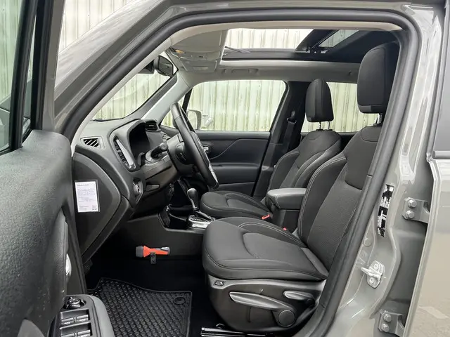 Jeep Renegade 1.5T e-Hybrid S 2023 Hybride Benzine 16