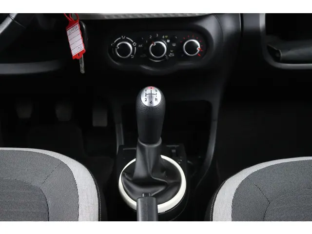 Renault Twingo 1.0 SCe Collection 2017 Benzine 18