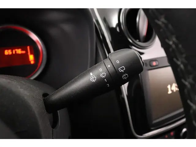 Dacia Logan MCV Stepway TCe 90 Tech Road 2019 Benzine 28