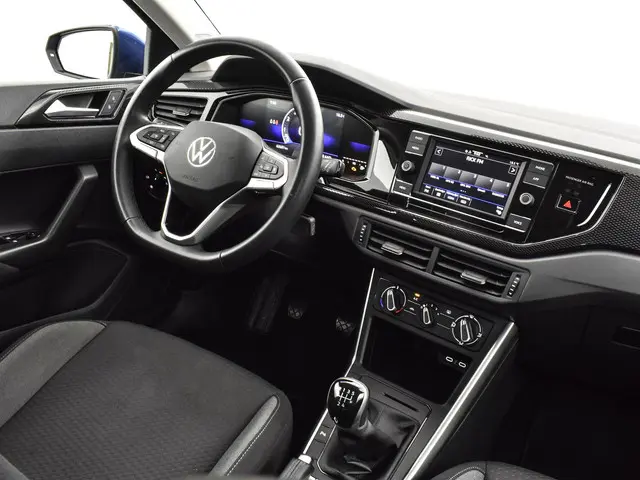 Volkswagen Polo 1.0 TSI 95pk Life 2023 Benzine 26