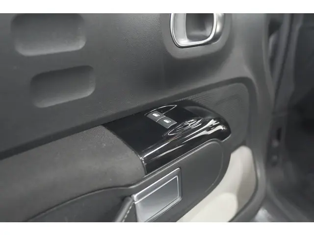 Citroën C3 PureTech 110 EAT6 Max 2024 Benzine 23