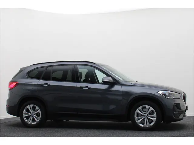 BMW X1 xDrive25e Executive 2021 Hybride Benzine 21