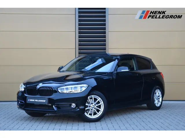 BMW 1 Serie 118i Executive 2018 Benzine