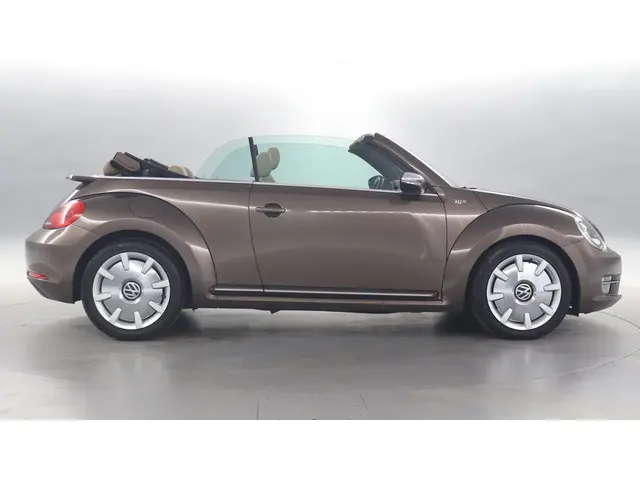 Volkswagen Beetle 2.0 TDI 140pk Design 2013 Diesel 17