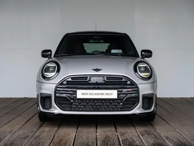 MINI 5-Deurs S 2025 Benzine 3