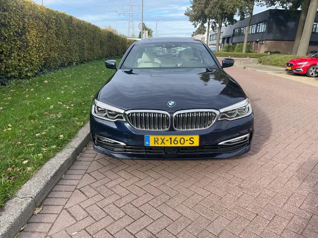 BMW 5 Serie 530i High Executive 2018 Benzine 3