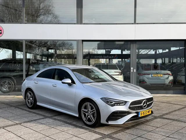 Mercedes-Benz CLA 2