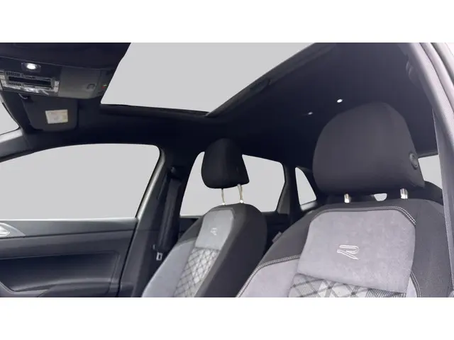 Volkswagen Polo 1.0 TSI R-Line Edition 2026 Benzine 25
