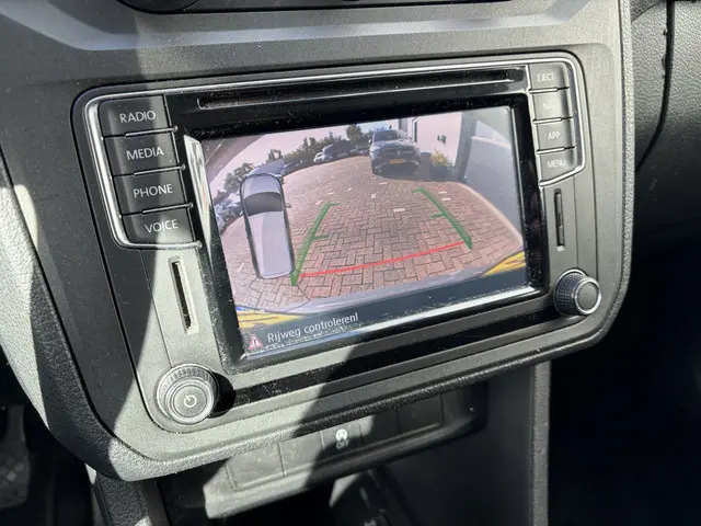 Volkswagen Caddy 2.0 TDI Glaswas inrichting. 2018 Diesel 10