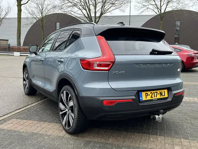 Volvo XC40 Recharge Pro 2022 Elektrisch 12