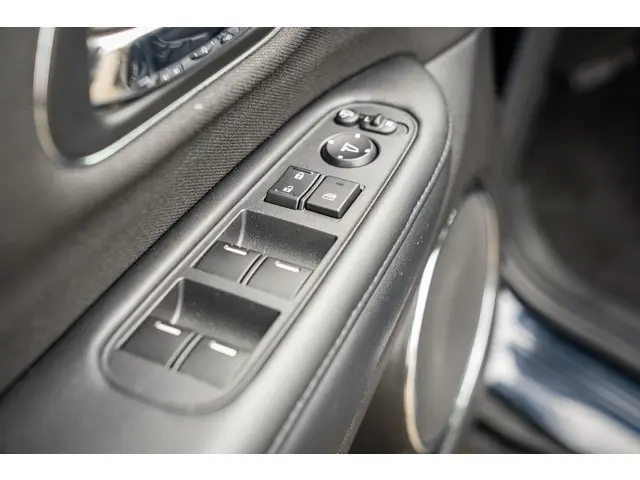 Honda HR-V 1.5i VTEC ELEGANCE 2018 Benzine 24