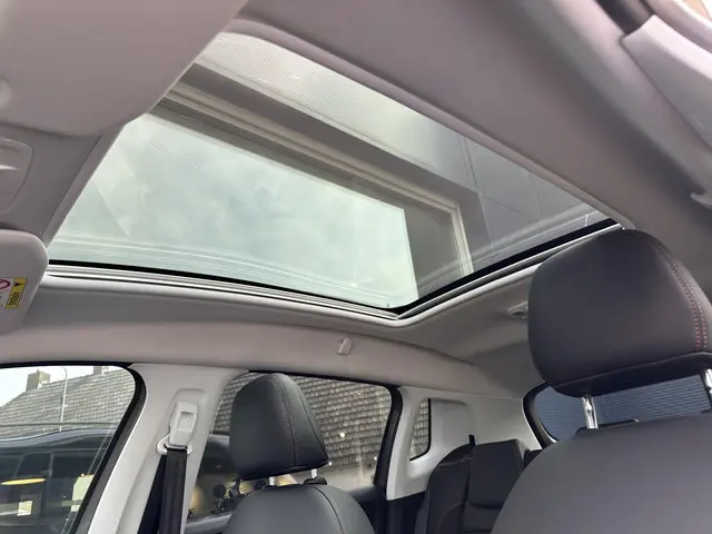 Peugeot 2008 1.2 PureTech GT-line 2018 Benzine 17