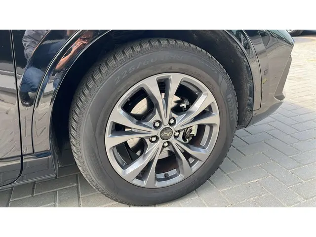Ford Kuga 2.5 PHEV ST-Line 2023 Hybride Benzine 25