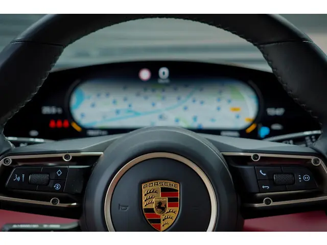 Porsche Taycan 4S Performance 84 kWh 2020 Elektrisch 17