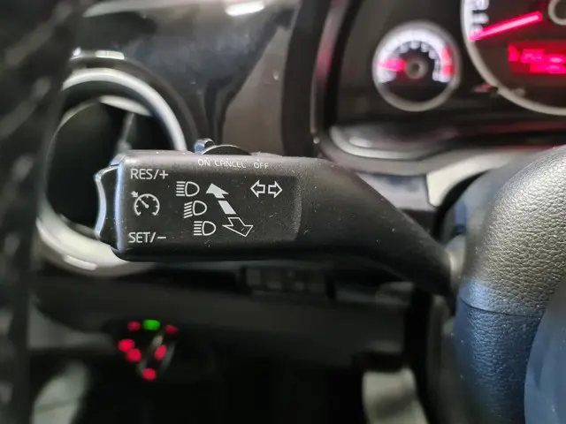 Volkswagen up! 1.0 high up! BlueMotion 2014 Benzine 13