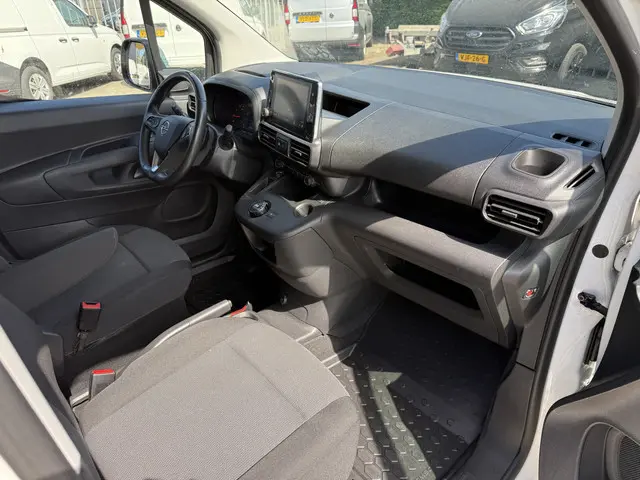 Opel Combo 1.5D130PK L2H1 Edition 2021 Diesel 5