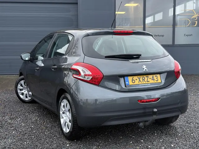 Peugeot 208 1.2 VTi Access 2014 Benzine 4