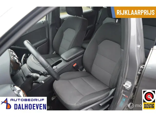 Mercedes-Benz B-Klasse 200 Ambition 2012 Benzine 16