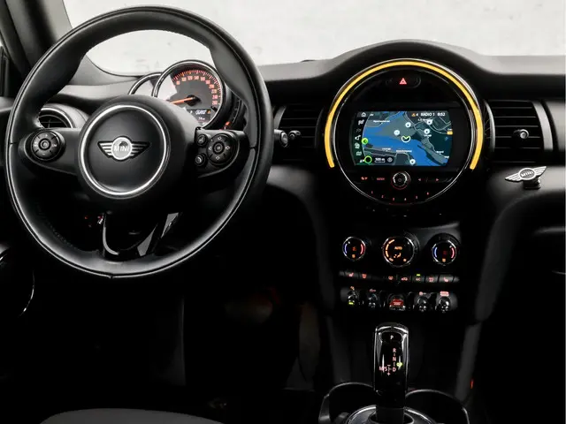 MINI Cooper Mini 1.5 2018 Benzine 7